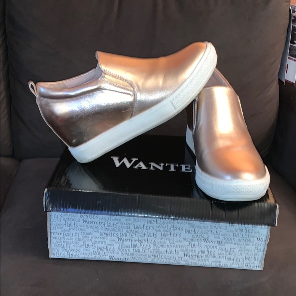 Rose gold wedge sneaker